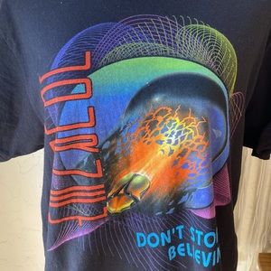 🎉 NEW🎉 VINTAGE REFASHION JOURNEY DON’T STOP BELIEVING GRAPHIC TEE‼️